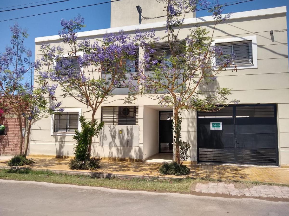 Apartment Abril Dptos Temporarios *